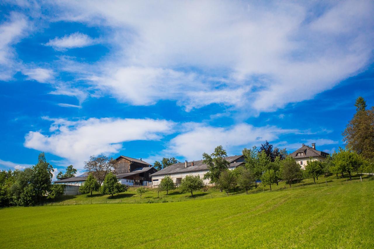 Kollehof Apartamento Krumpendorf Exterior foto